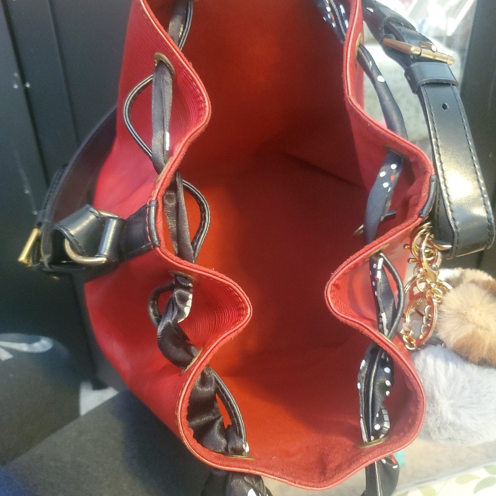 Authentic Louis Vuitton Noe Red Bucket Bag - Picture 5 of 11